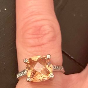 Topaz ring